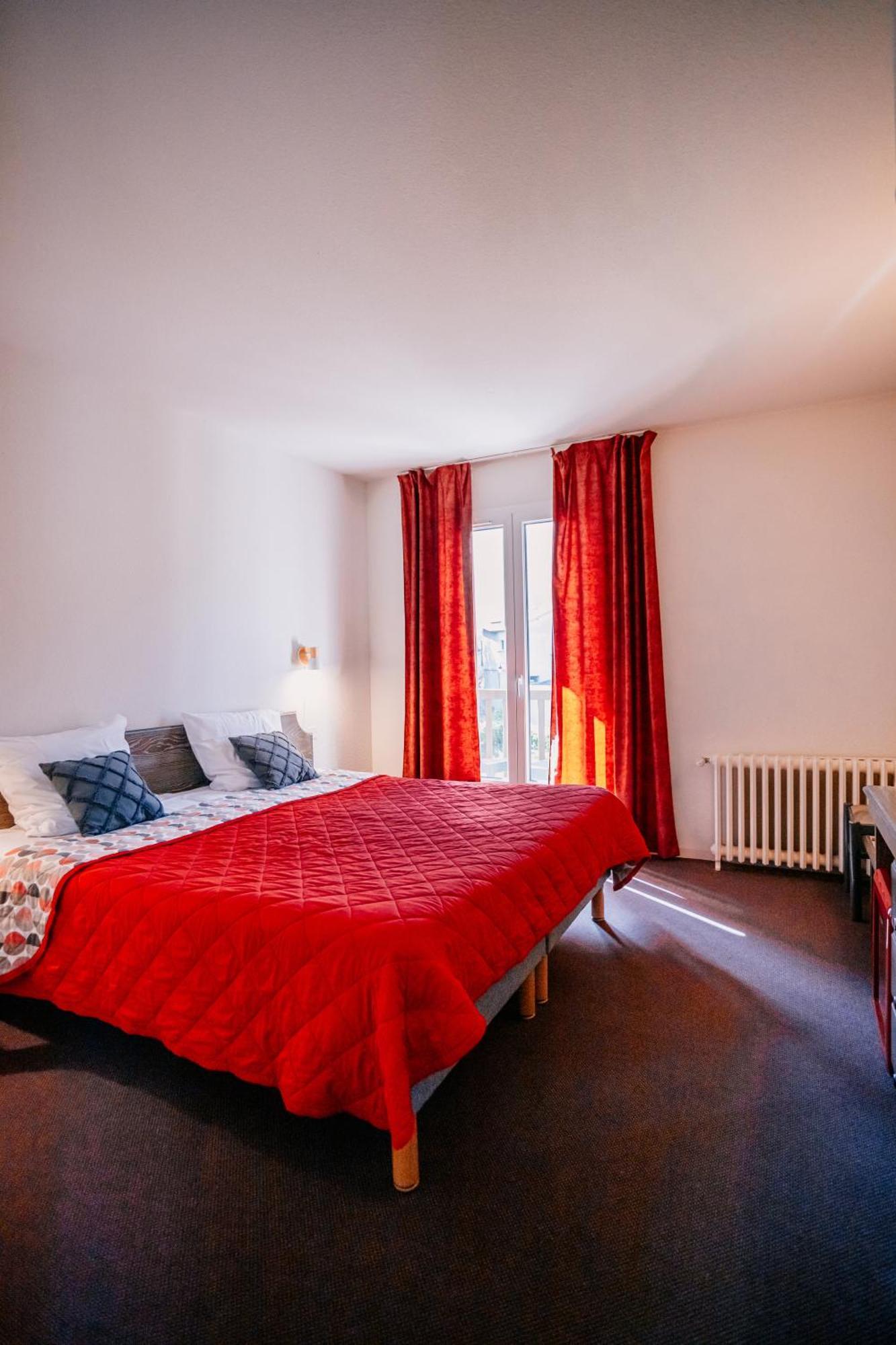 Hotel Le Montaigu Luz-Saint-Sauveur Buitenkant foto